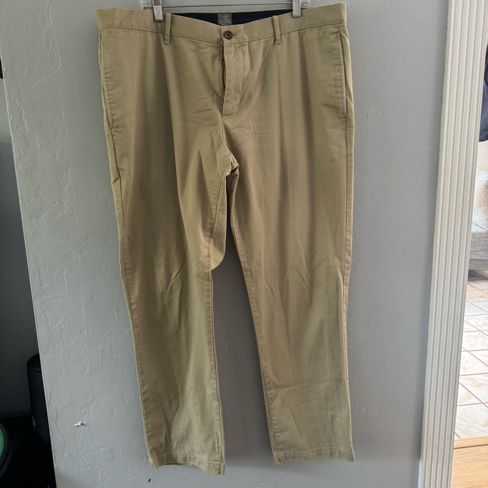 GAP Men's Khaki Chinos Pants Slim Fit 40 x 32